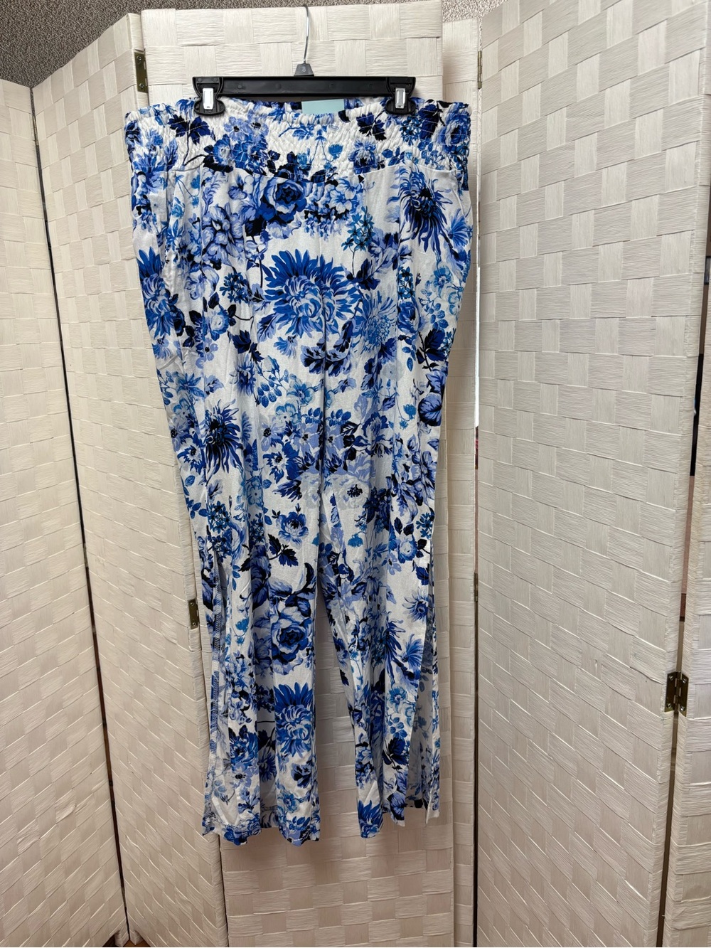 Nwt Blue Sol Blue Floral Smocked Waist Wide-Leg Pants Large